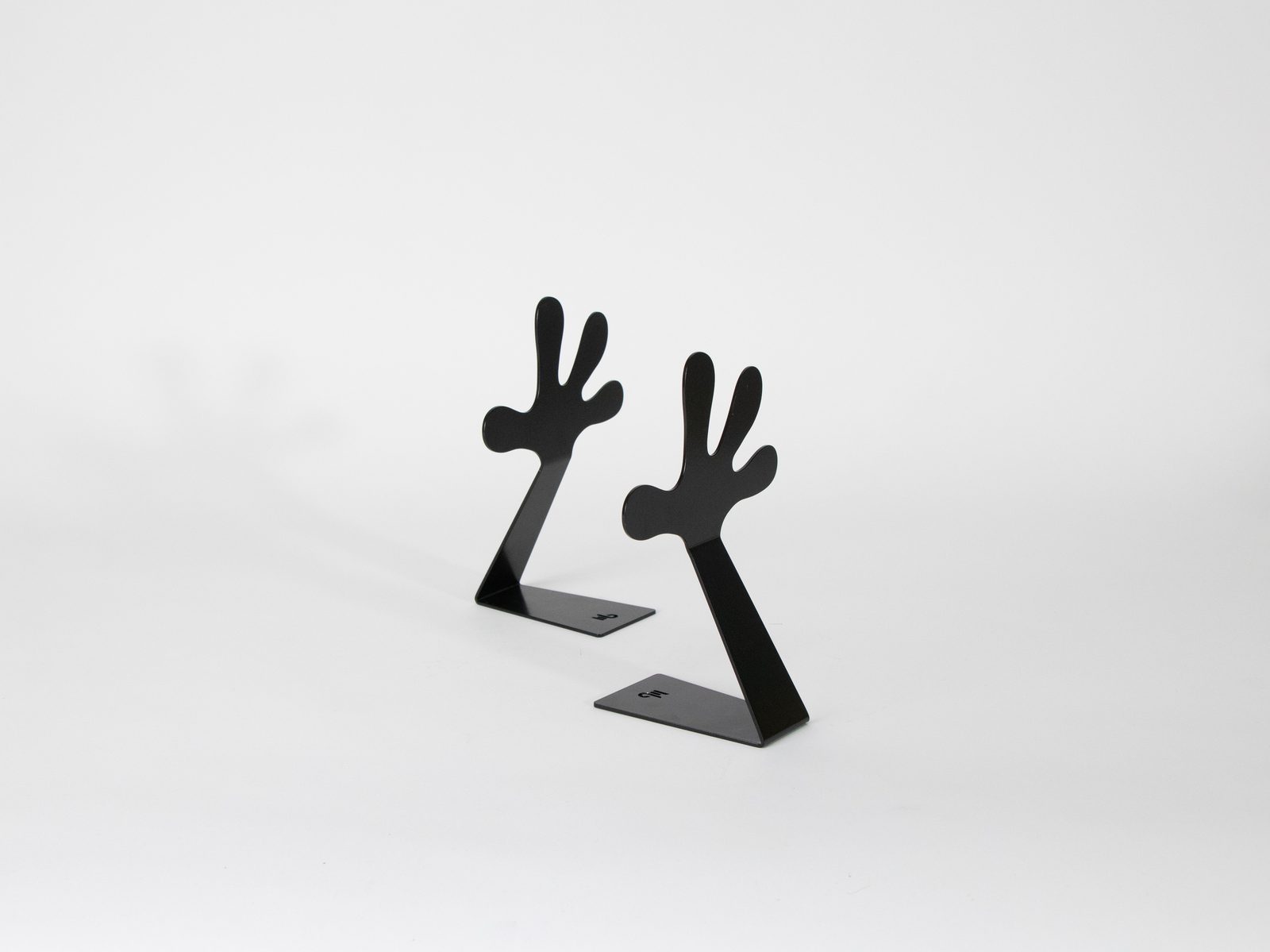 Criature Bookends